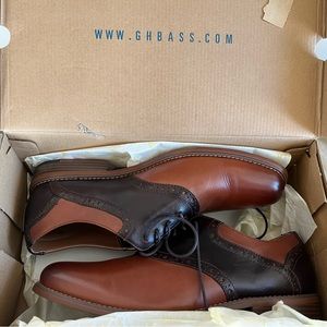 G.H. Bass Bond Brown/Cognac Saddle Shoes Size: 11M